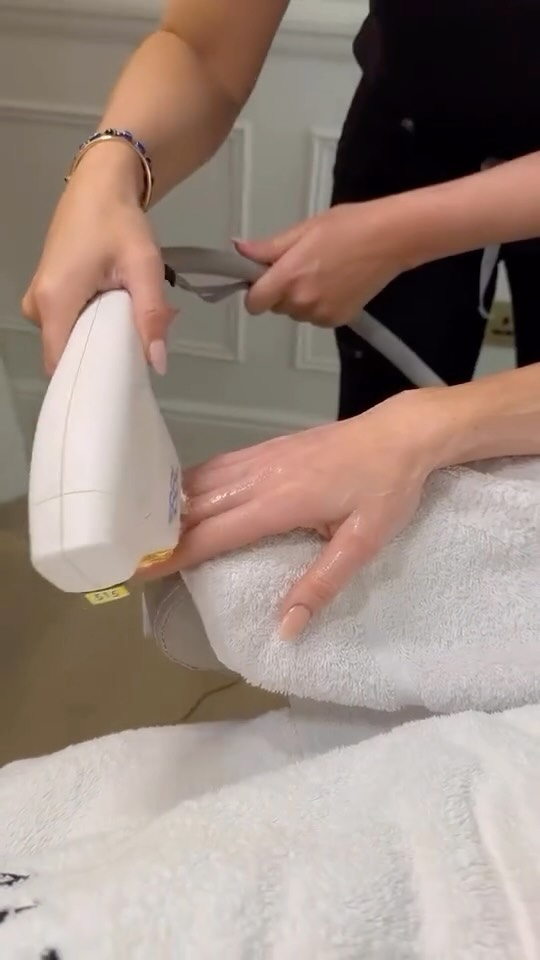 Sciton BBL Forever Young is a cosmetic treatment that uses Broadband Light (BBL)